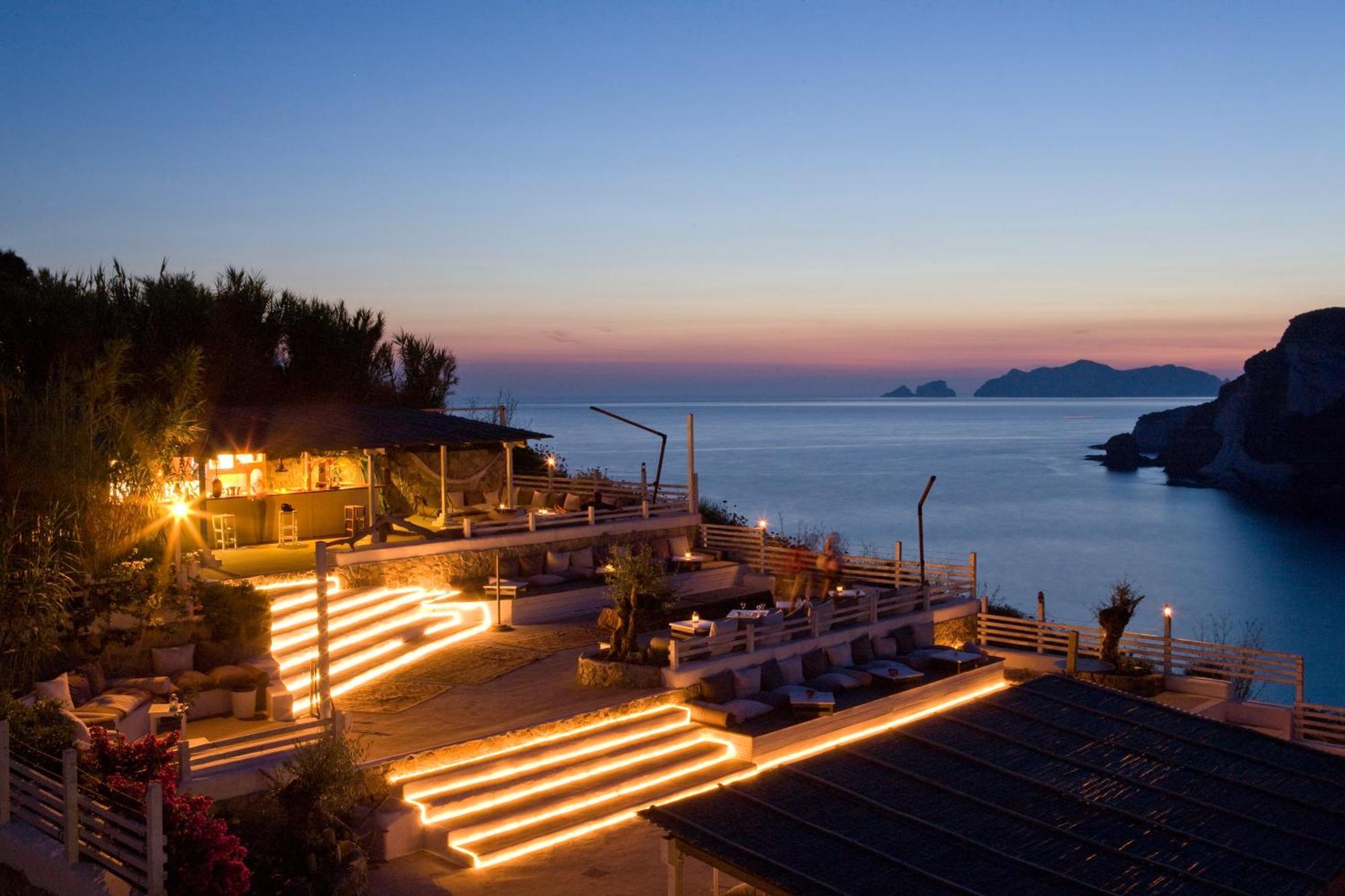 Hotel Chiaia Di Luna Понца Екстериор снимка