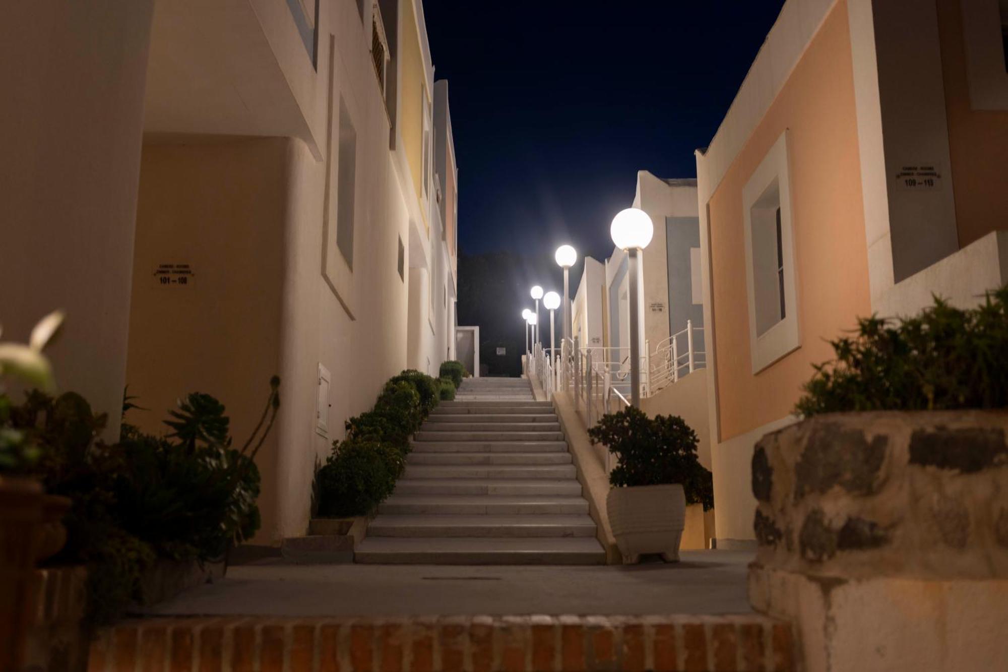 Hotel Chiaia Di Luna Понца Екстериор снимка